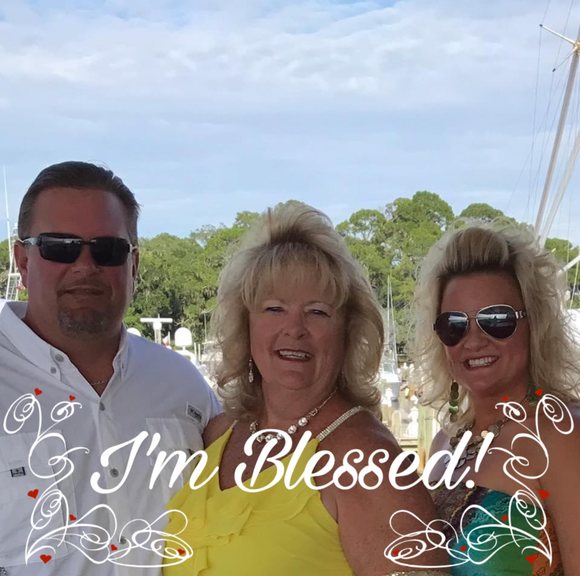 Meet your Posher, Sandy - Picture 1 of 1